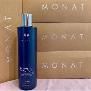 ⭐️FREE SHIPPING⭐️NWT- MONAT Revive Shampoo.